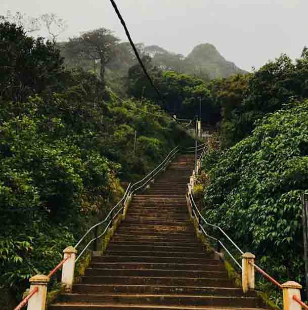 The Ratnapura–Palabaddala route up Adam's Peak, the longer, greener traditional pilgrim trail